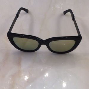 Cat Eye Mirror Sunglasses 🕶